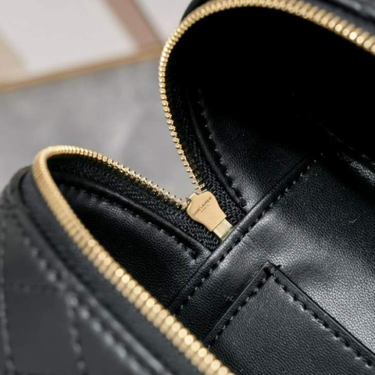 Picture of Saint Laurent Handbags _SKUfw167176227fw